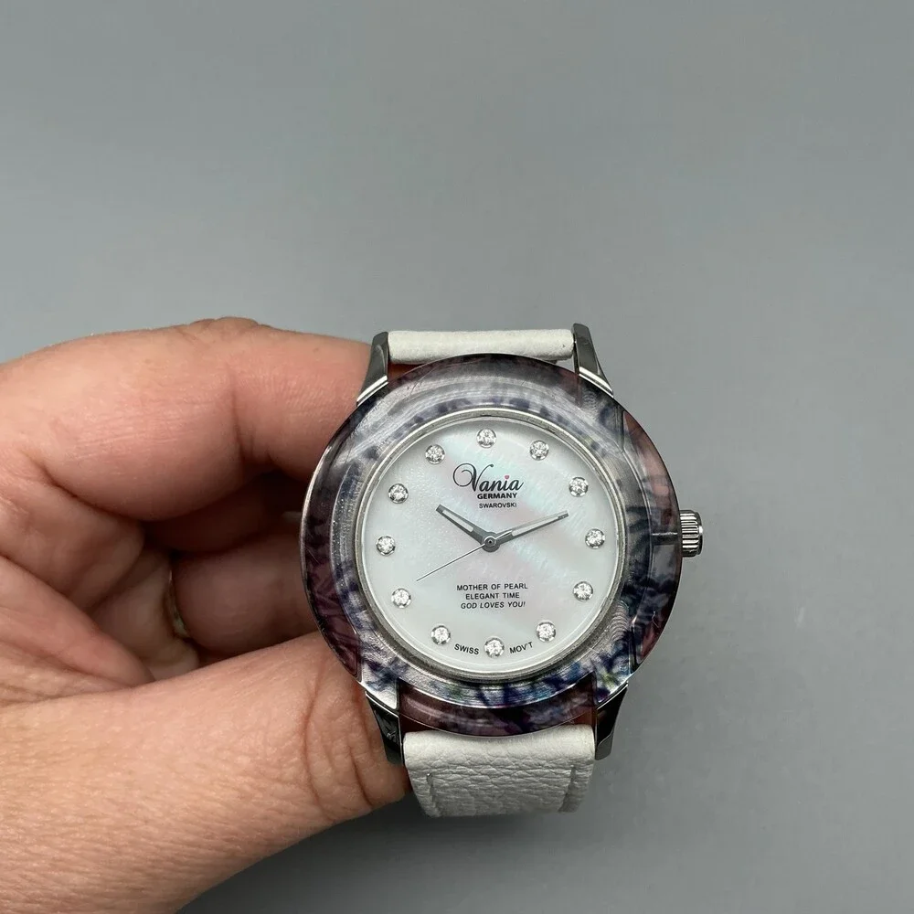 Vania Womens Watch 39mm White Mother Of Pearl Swarovski Dial Leather New Battery